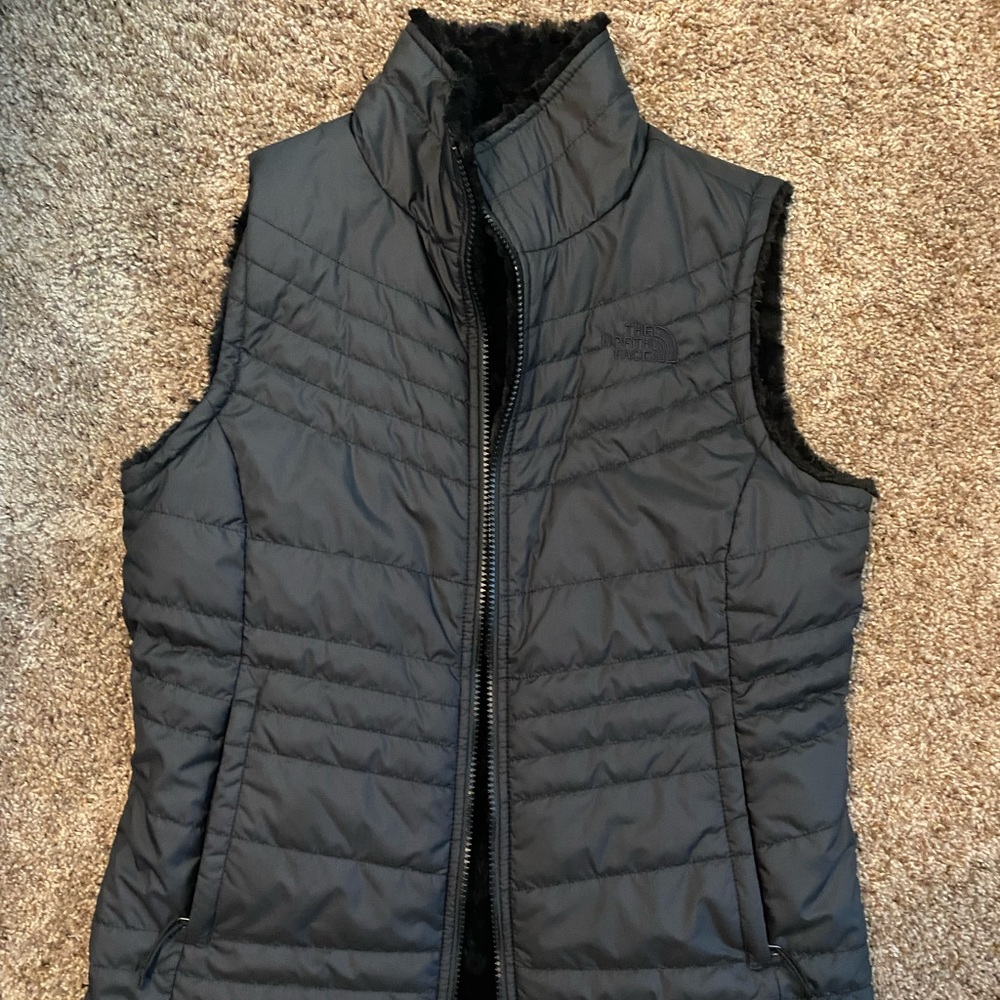 North face reversible vest